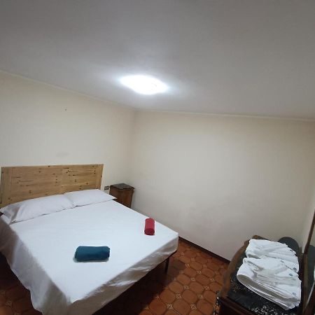 I Tre Moschettoni Apartment Valbrona Bagian luar foto
